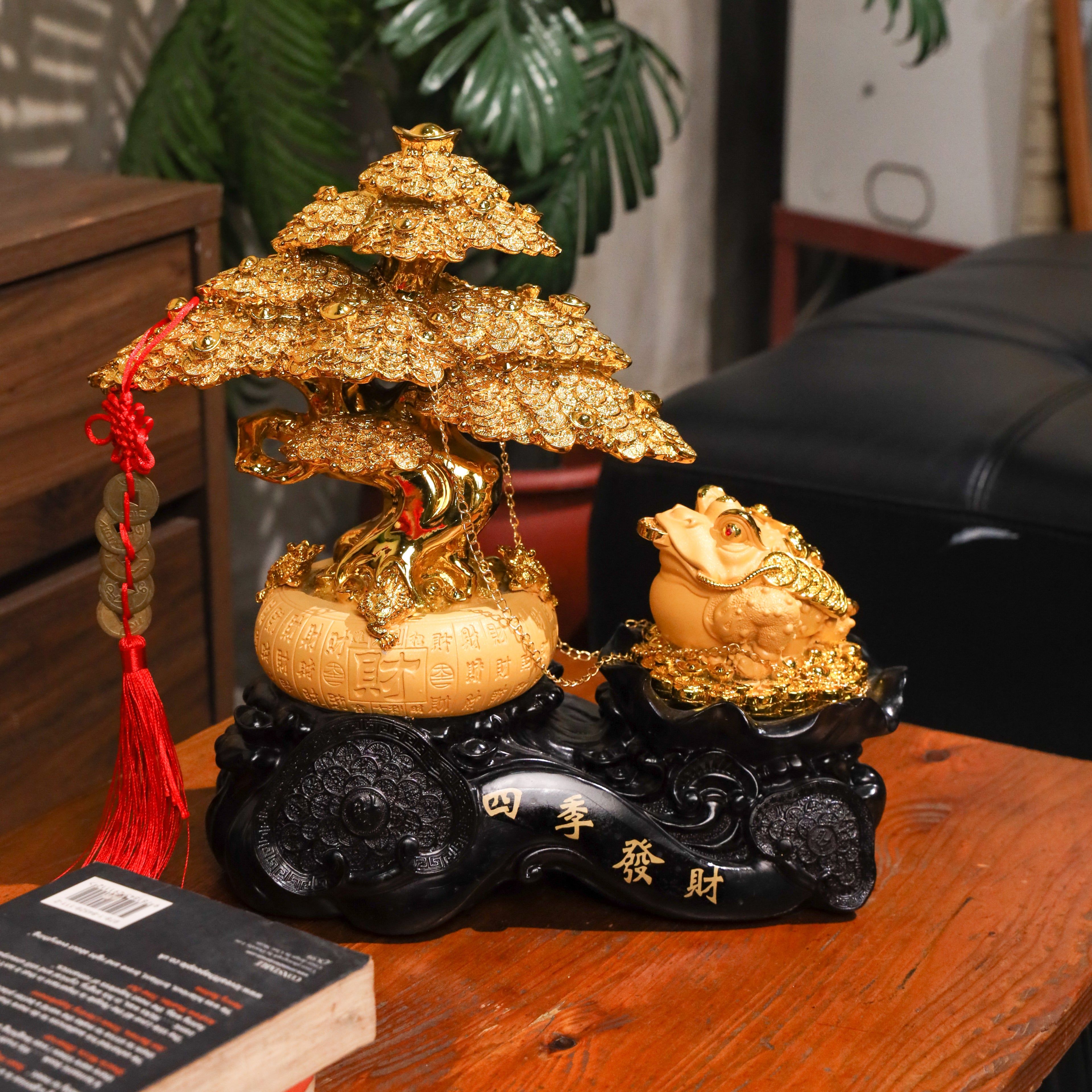 Money Tree and Frog of Expanding Wealth 33cm