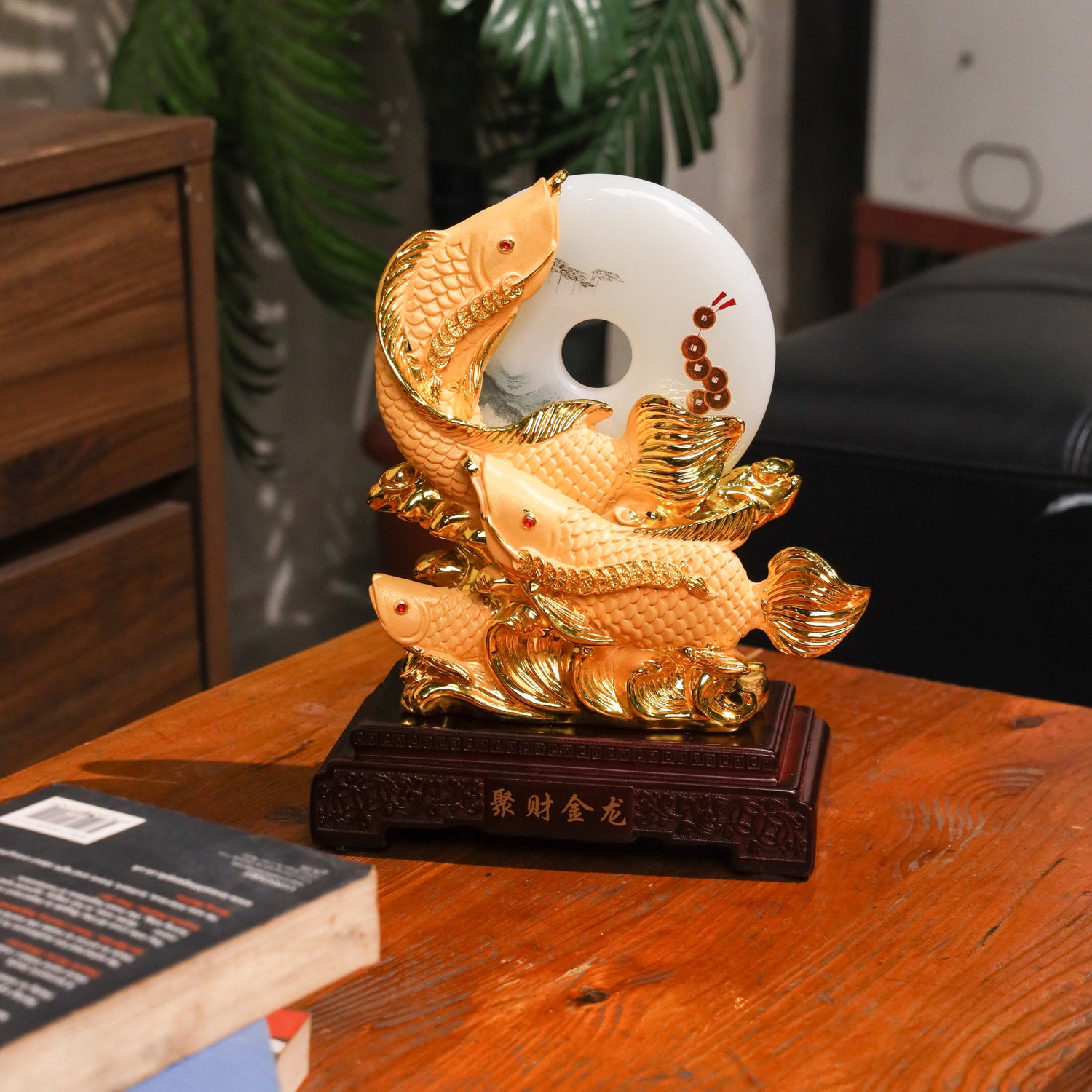 Incoming Prosperity Arowanas with Bi Disc 25cm