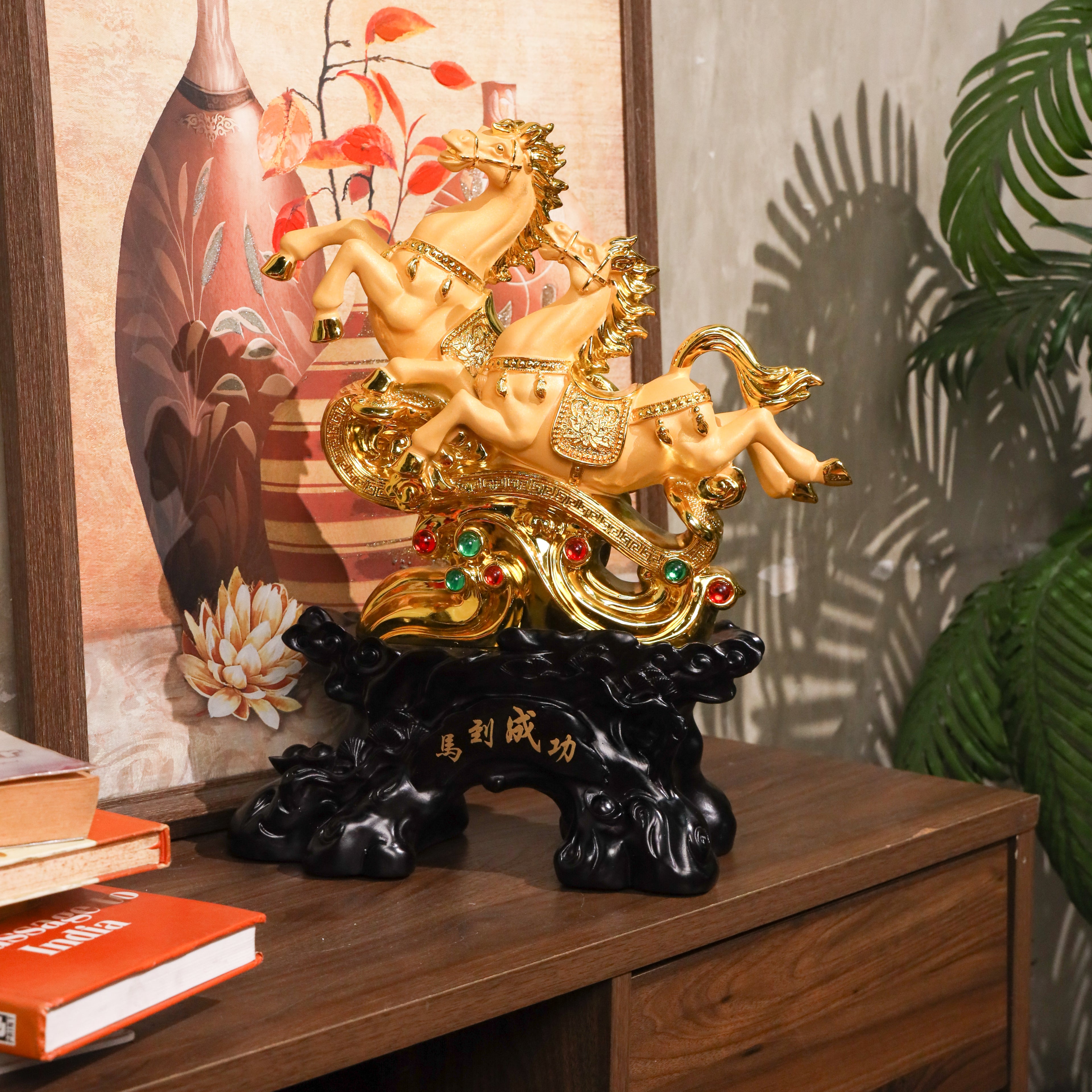 Partners in Victory Golden Horse Duo 38cm