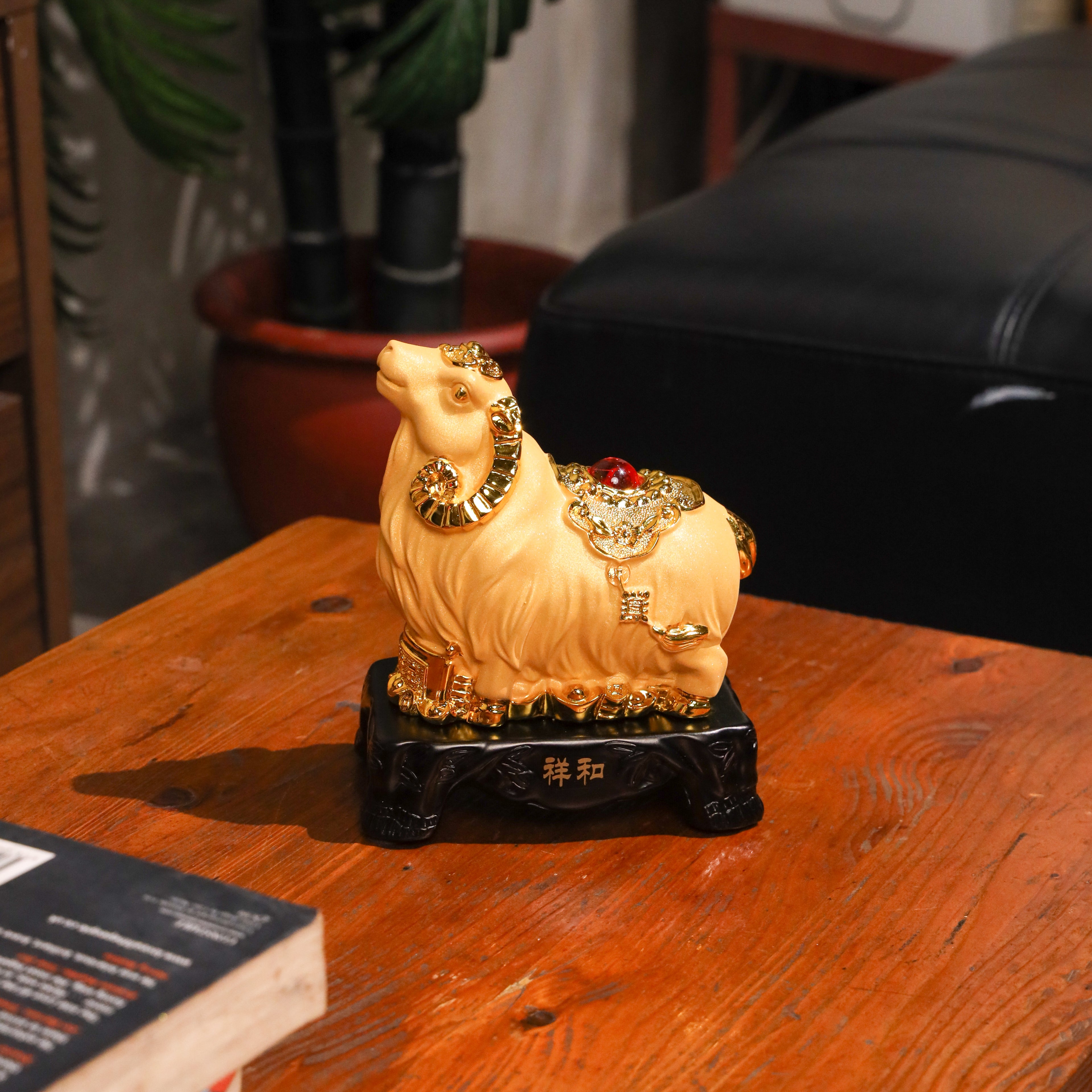 Golden Zodiac Goat of Stable Income 18cm
