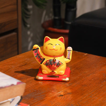 Golden Income Solar-Powered Lucky Cat 11cm