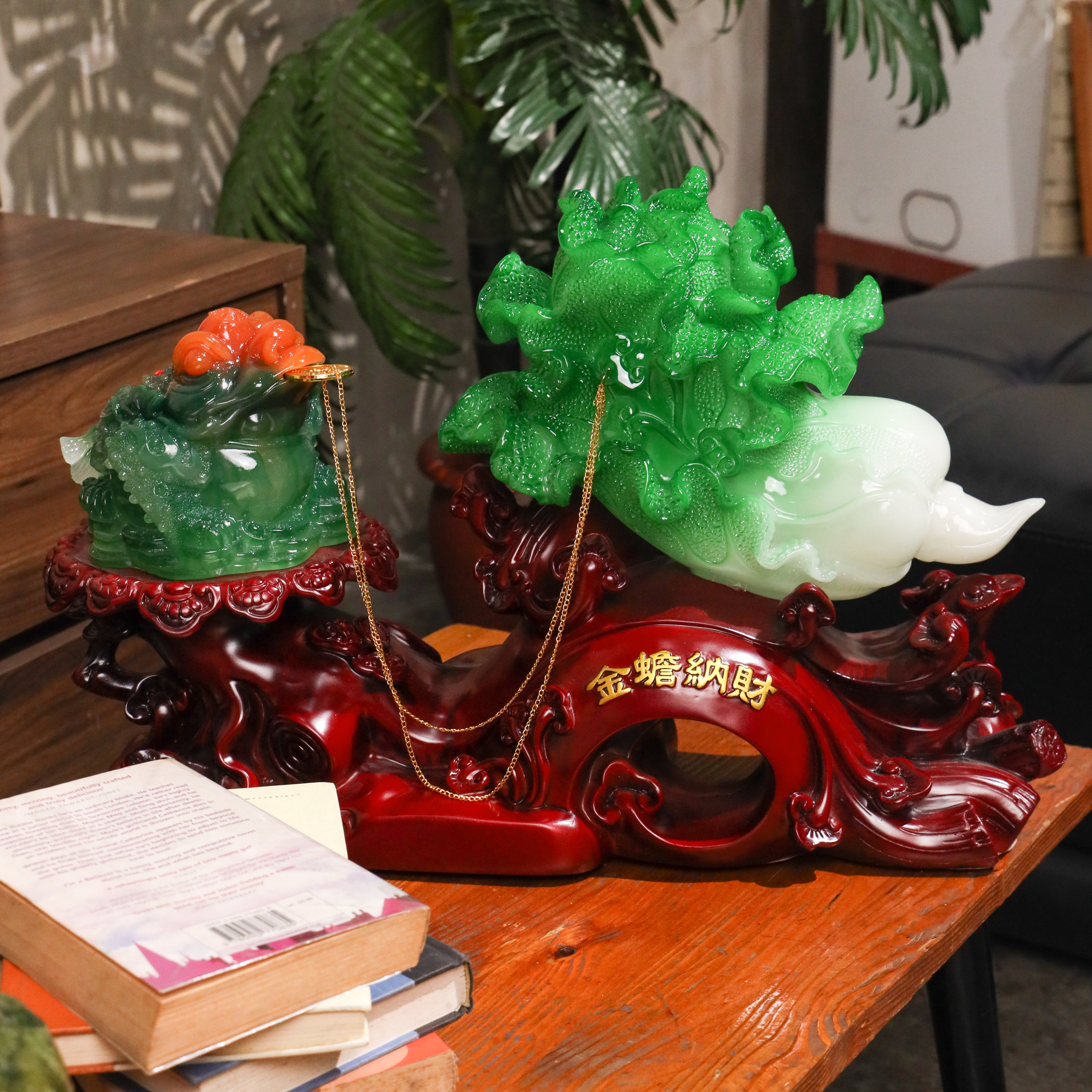 The Big Gains Cabbage with Money Frog 50cm