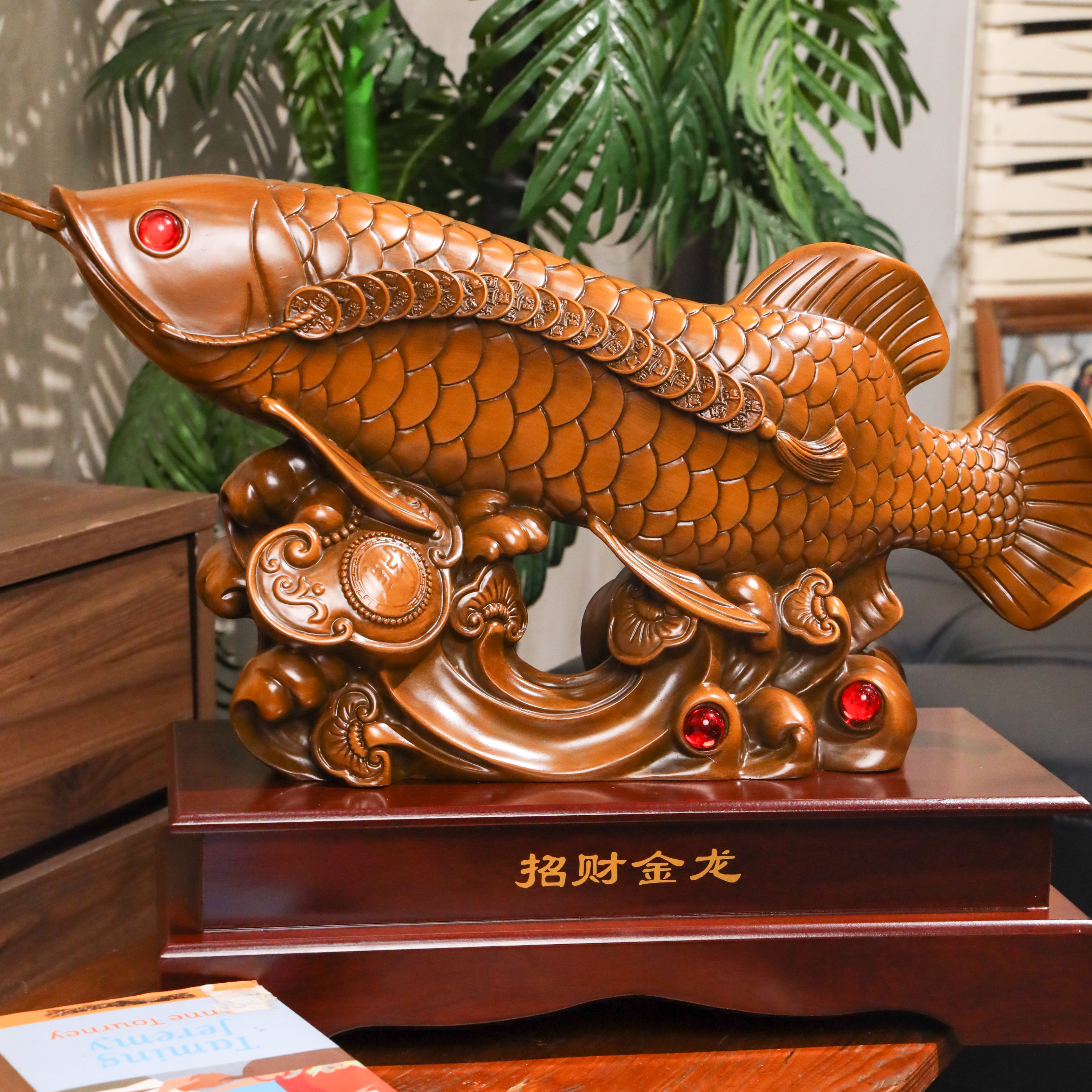 Grand Ancient Arowana of Expanding Wealth 65cm