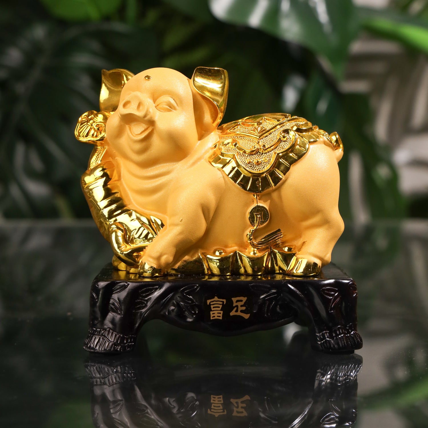 Golden Zodiac Pig of Comfortable Wealth 18cm