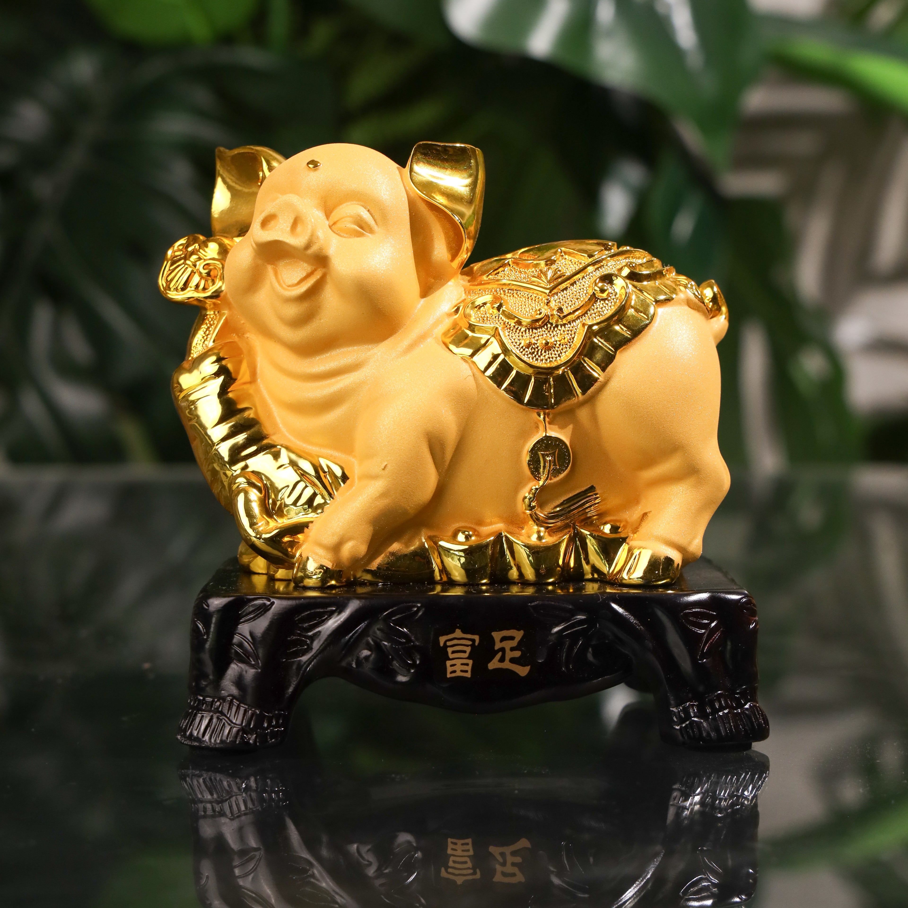 Golden Zodiac Pig of Comfortable Wealth 18cm