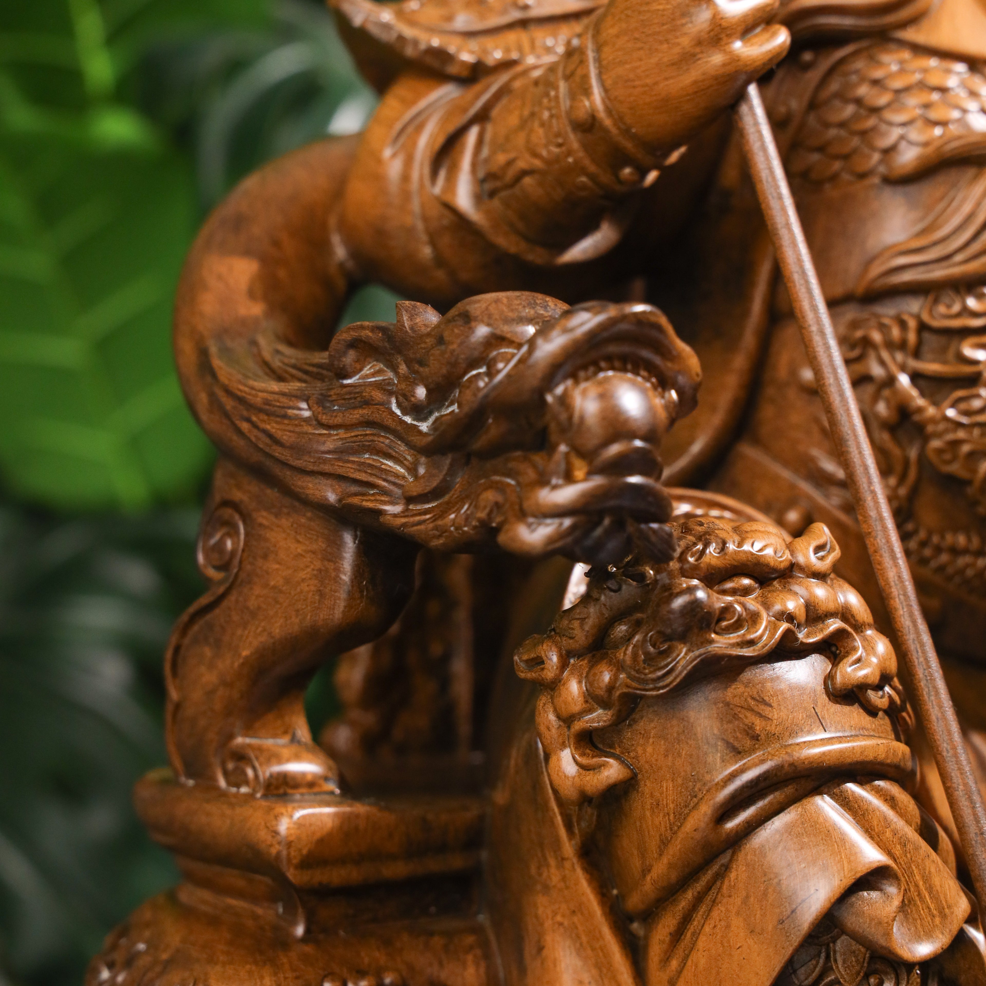 Seated Guan Gong of Wise Authority 46cm