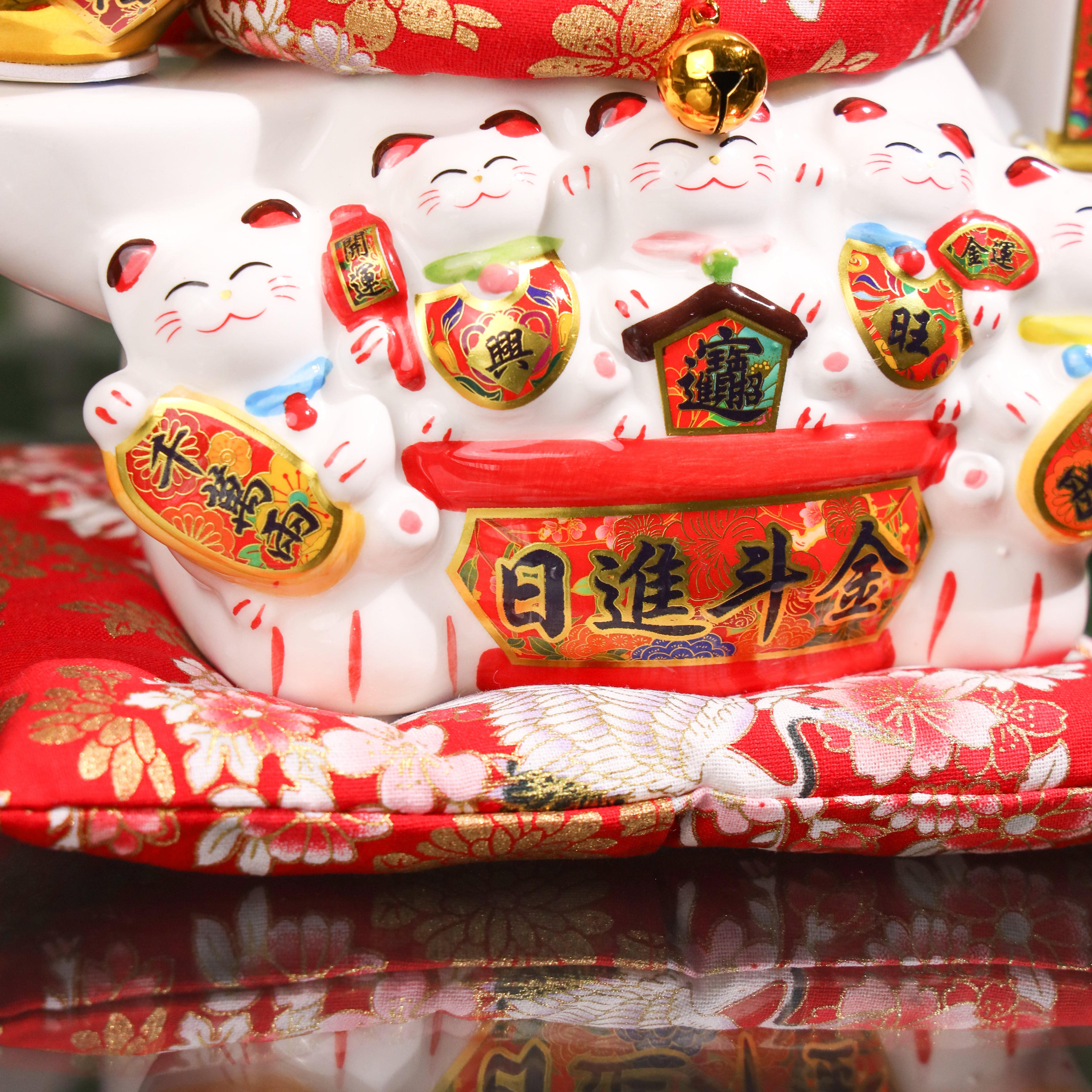 Invite The Fortune Lucky Cat 25cm