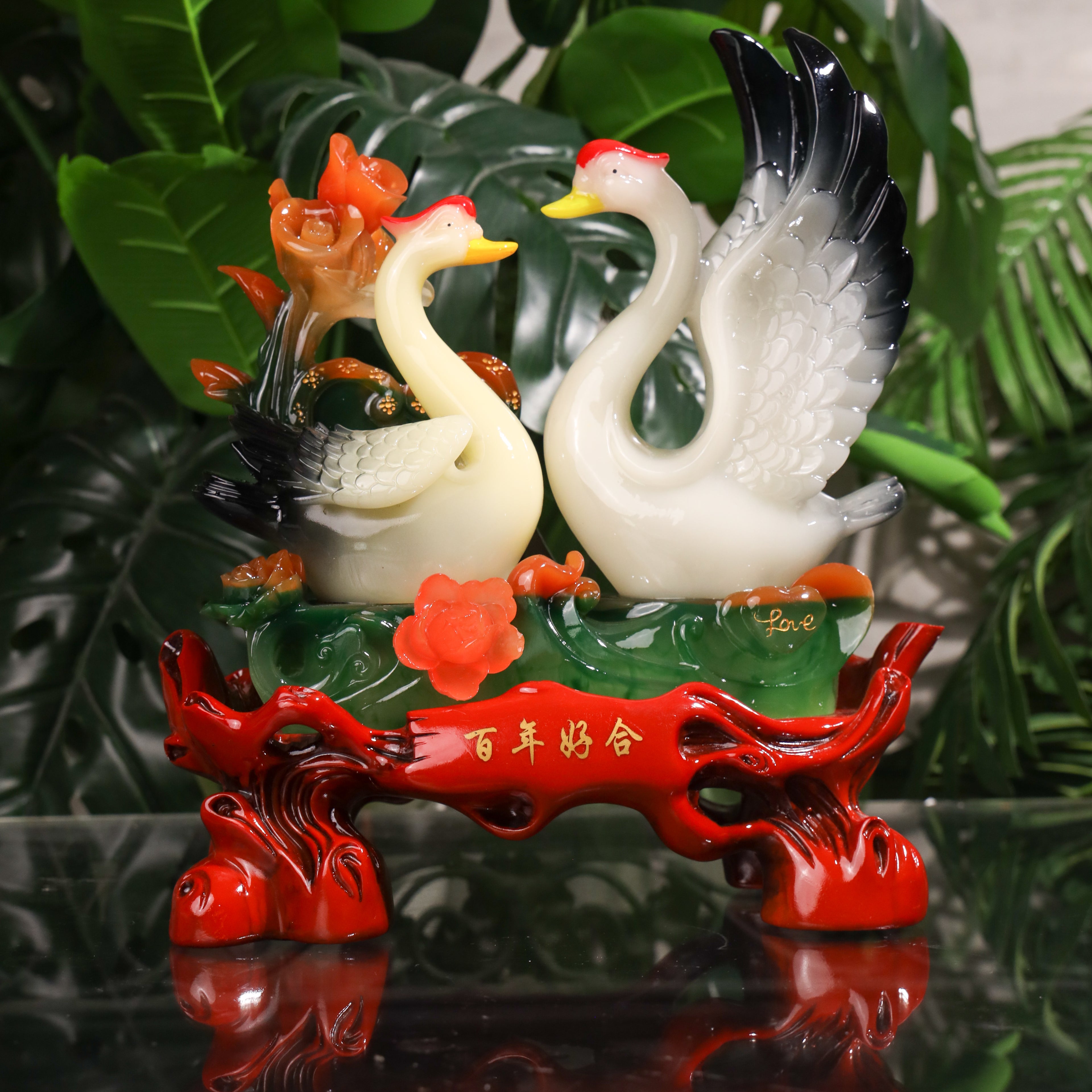 White Swans for Faithful Love 33cm
