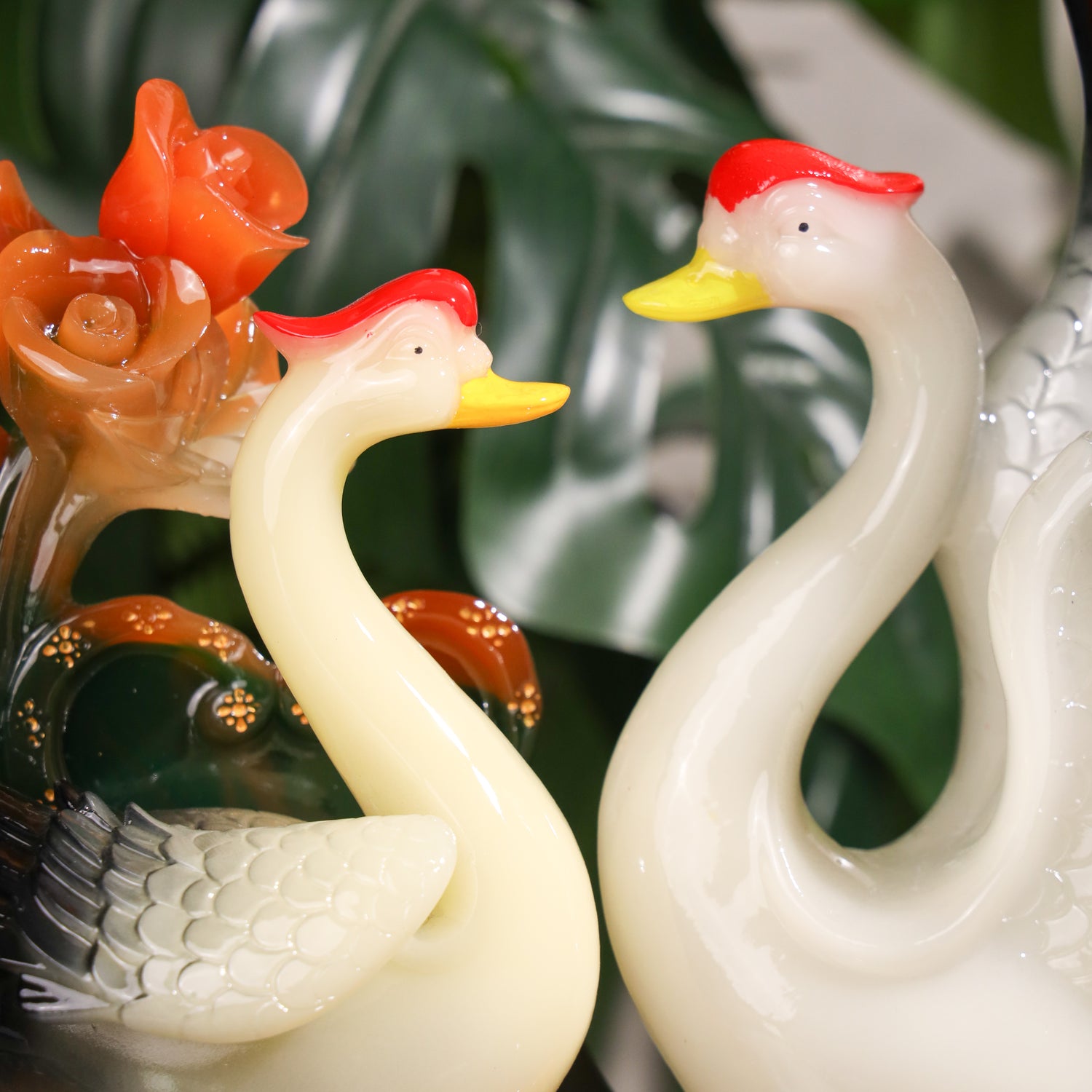 White Swans for Faithful Love 33cm