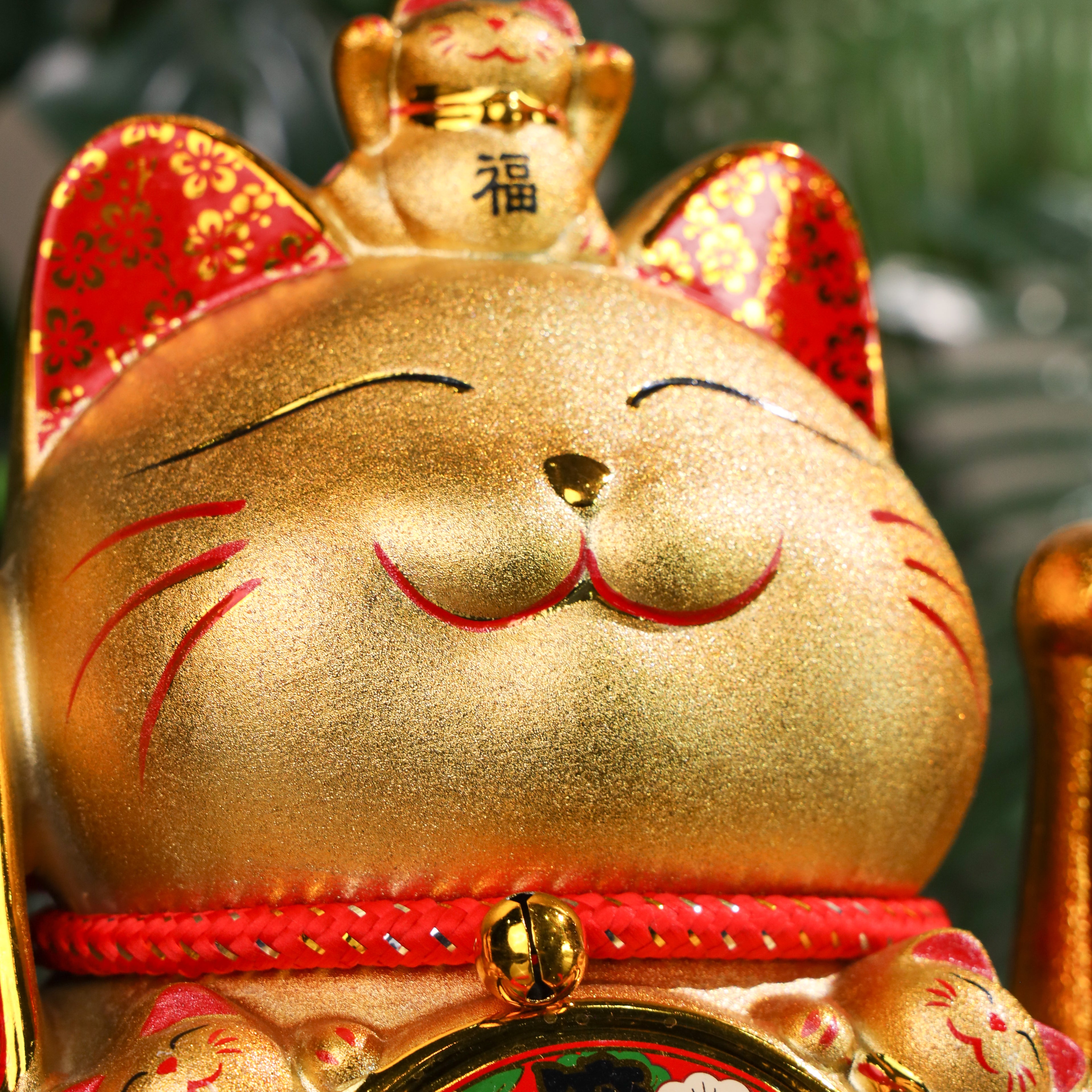 Great &amp; Golden Lucky Cat for Business Success 30cm