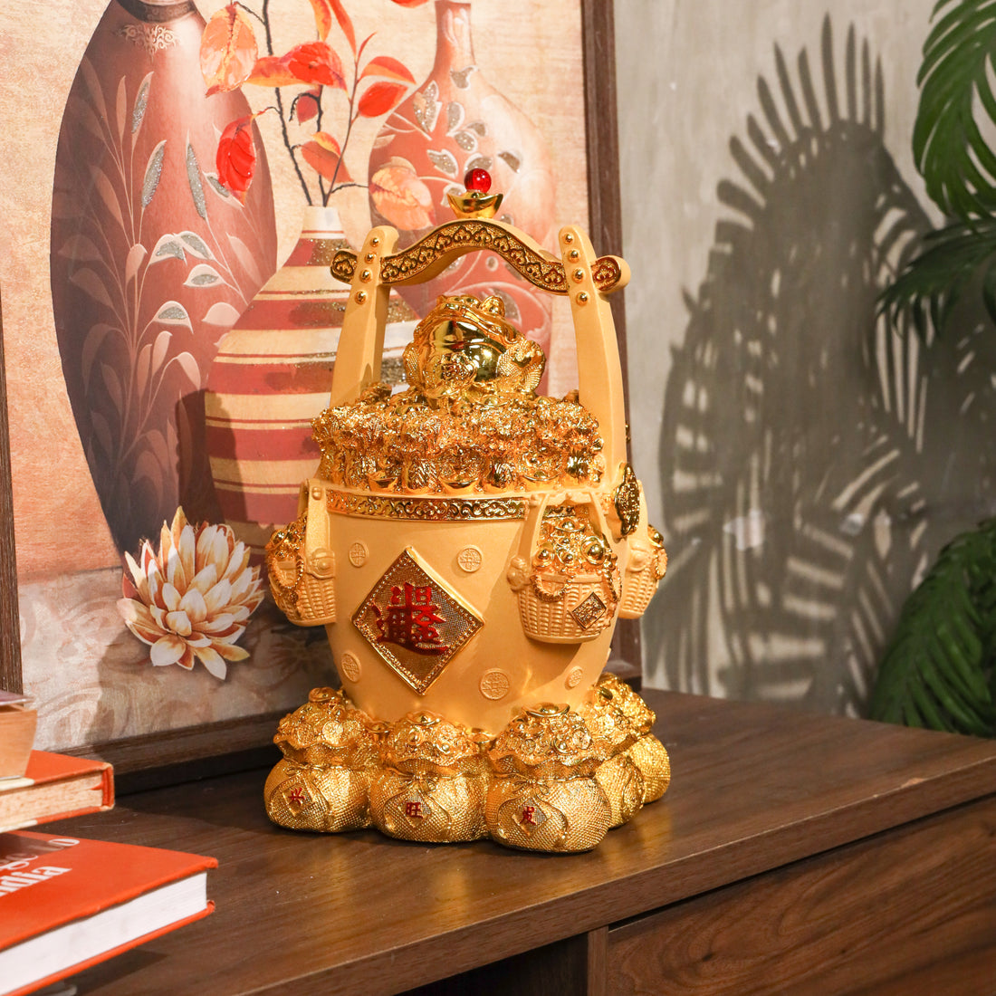 Golden Treasury of Saved Wealth 37cm