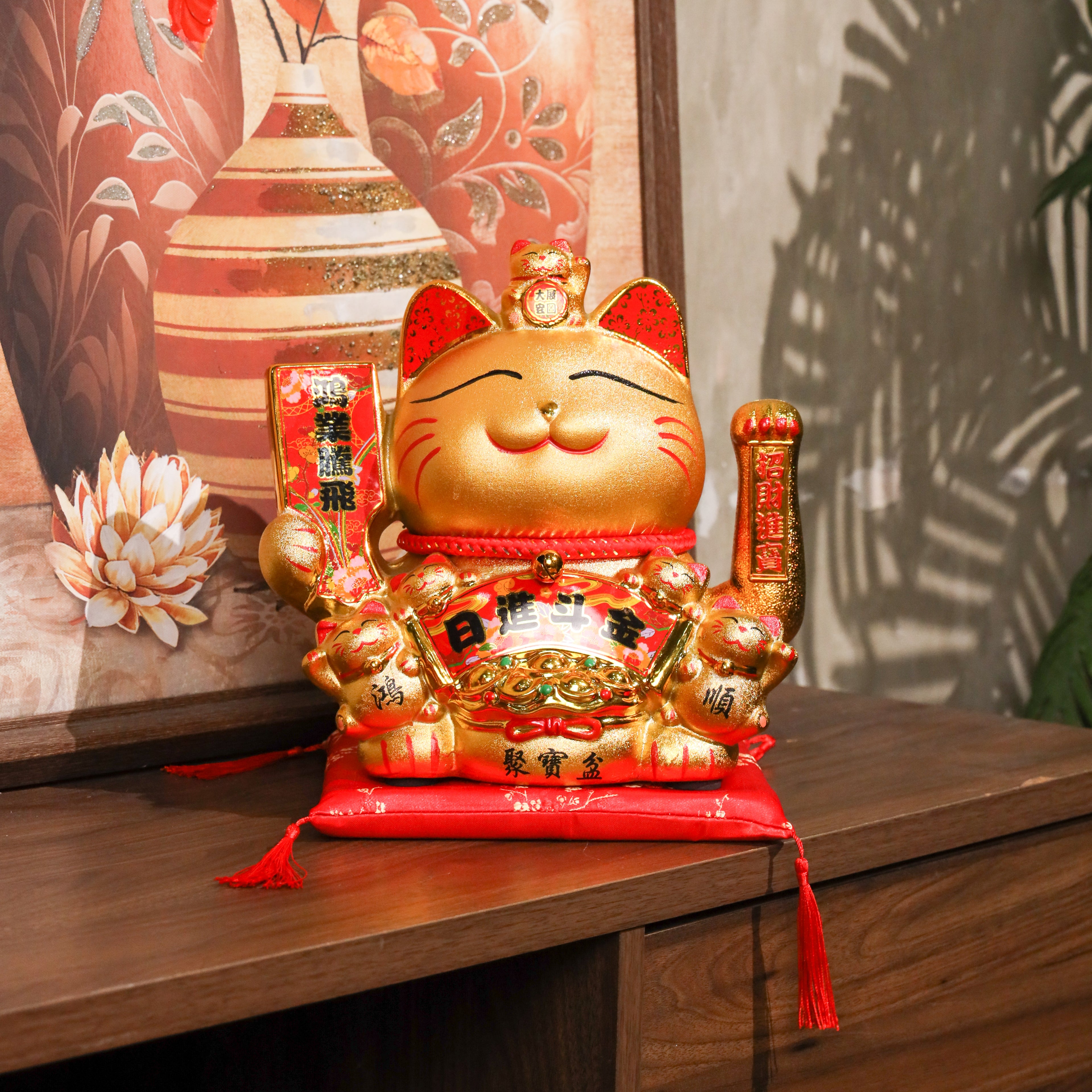 Great &amp; Golden Lucky Cat for Business Success 30cm
