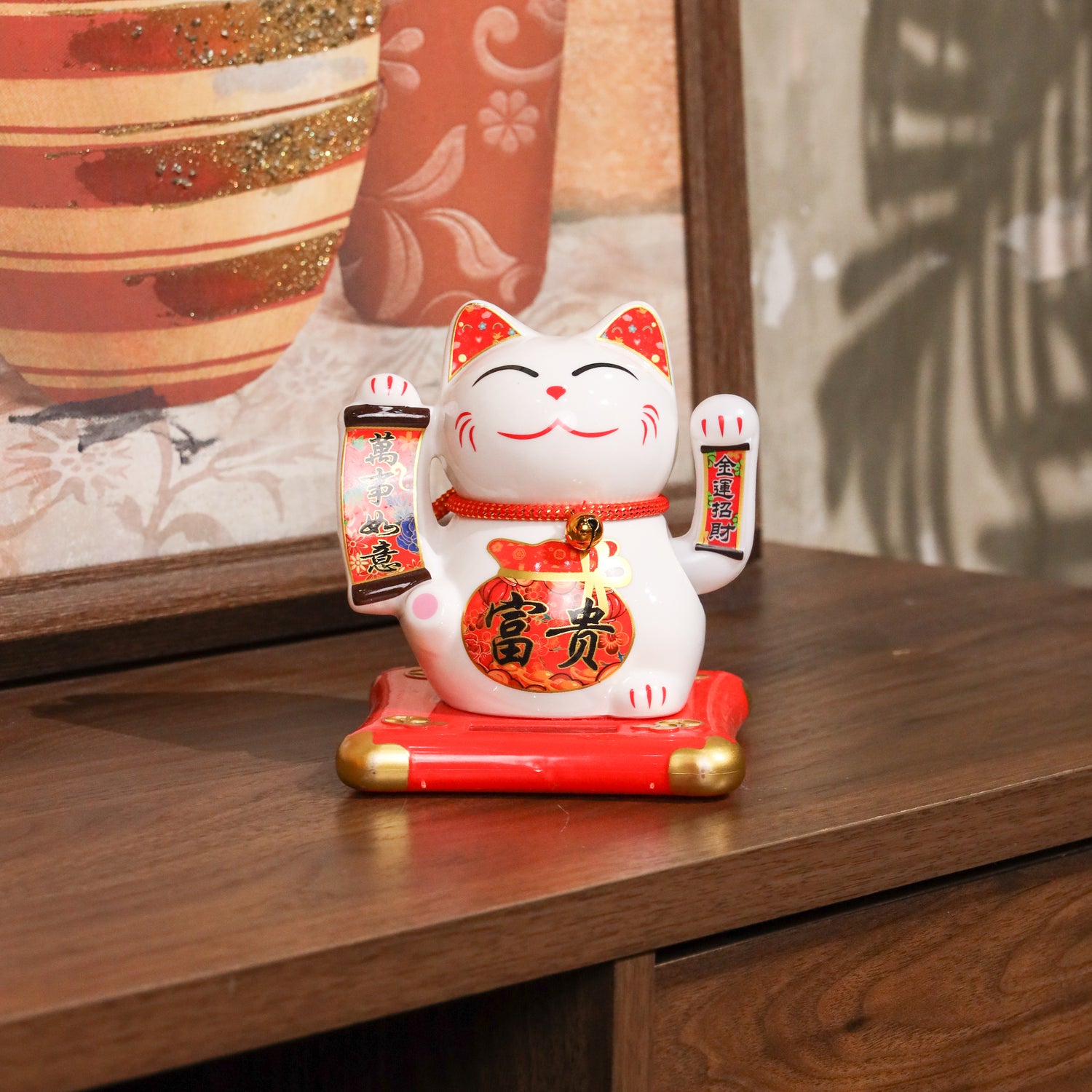 Solar-Powered Fortune Magnet Lucky Cat 14cm