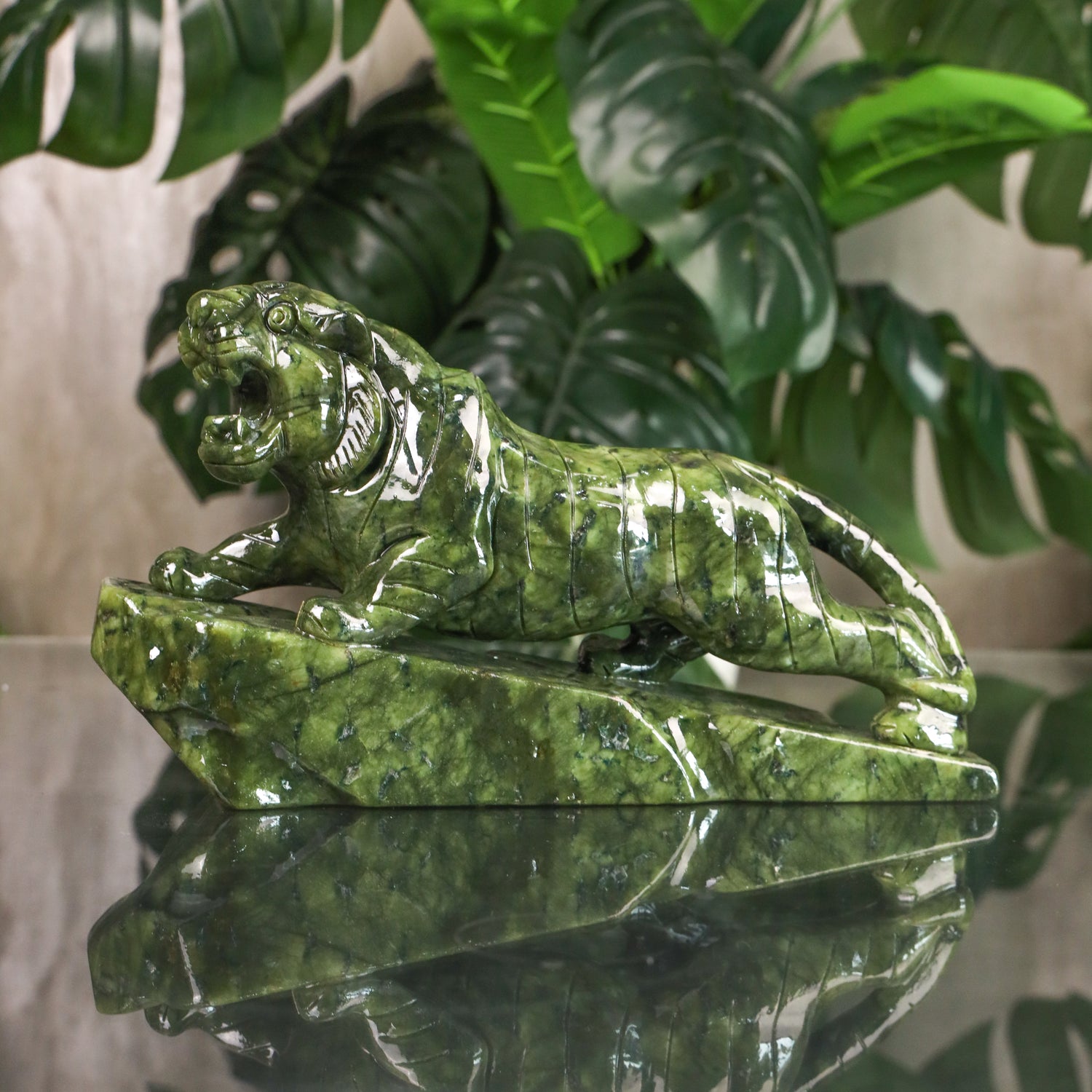 Powerful Jade Tiger of Dominance 28cm