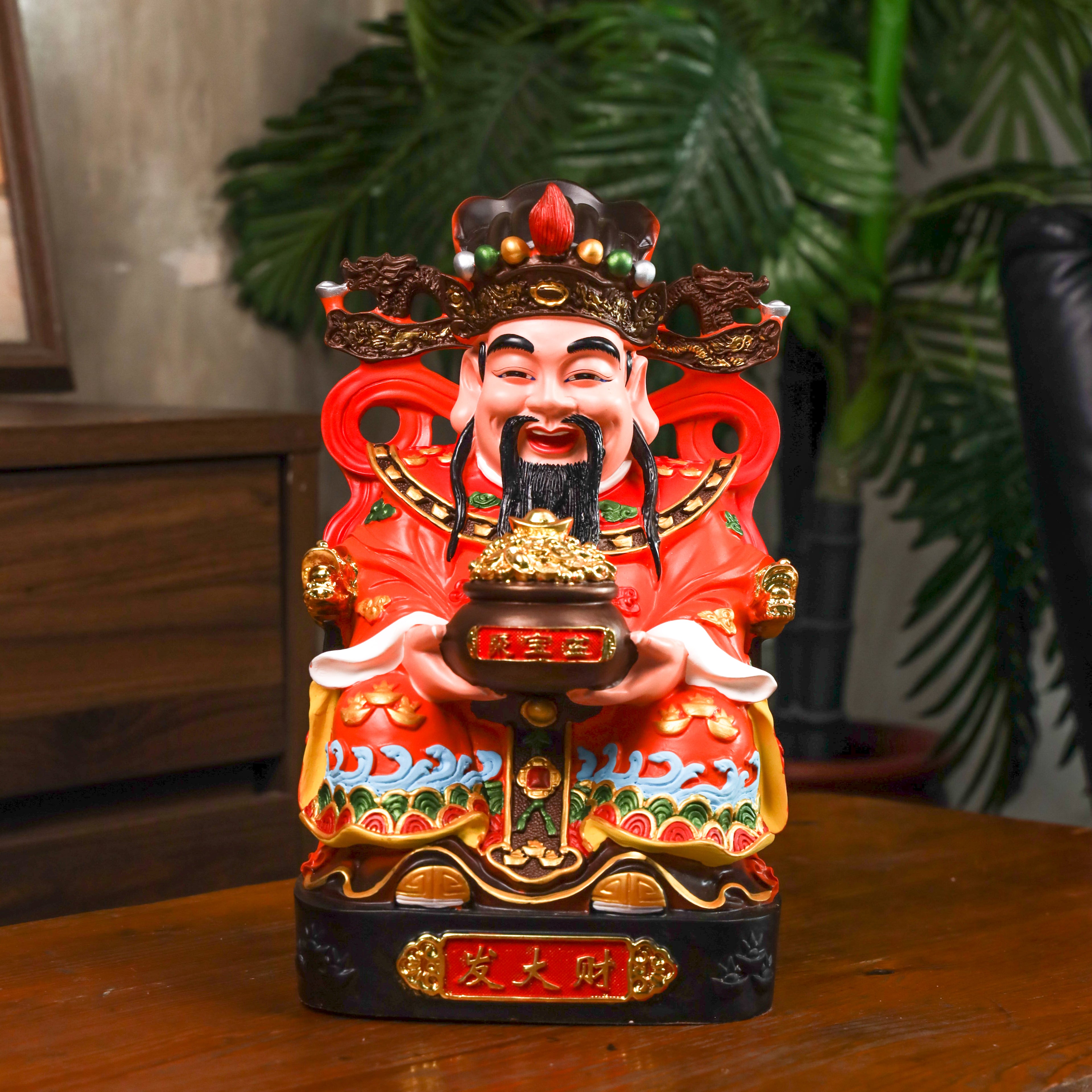Auspicious Red God of Wealth 29cm