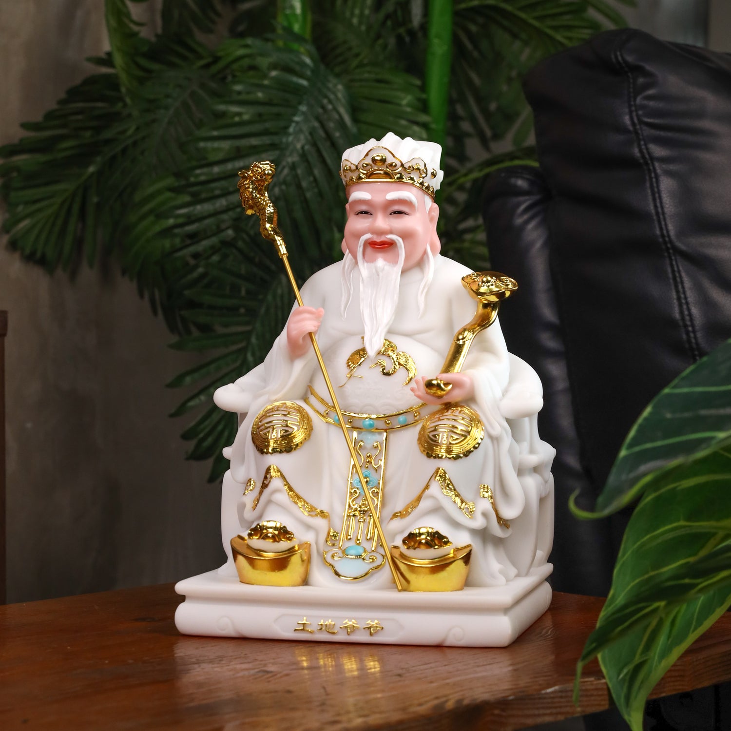 Earth God Tho Ti Kong for Blessings at Home 30cm