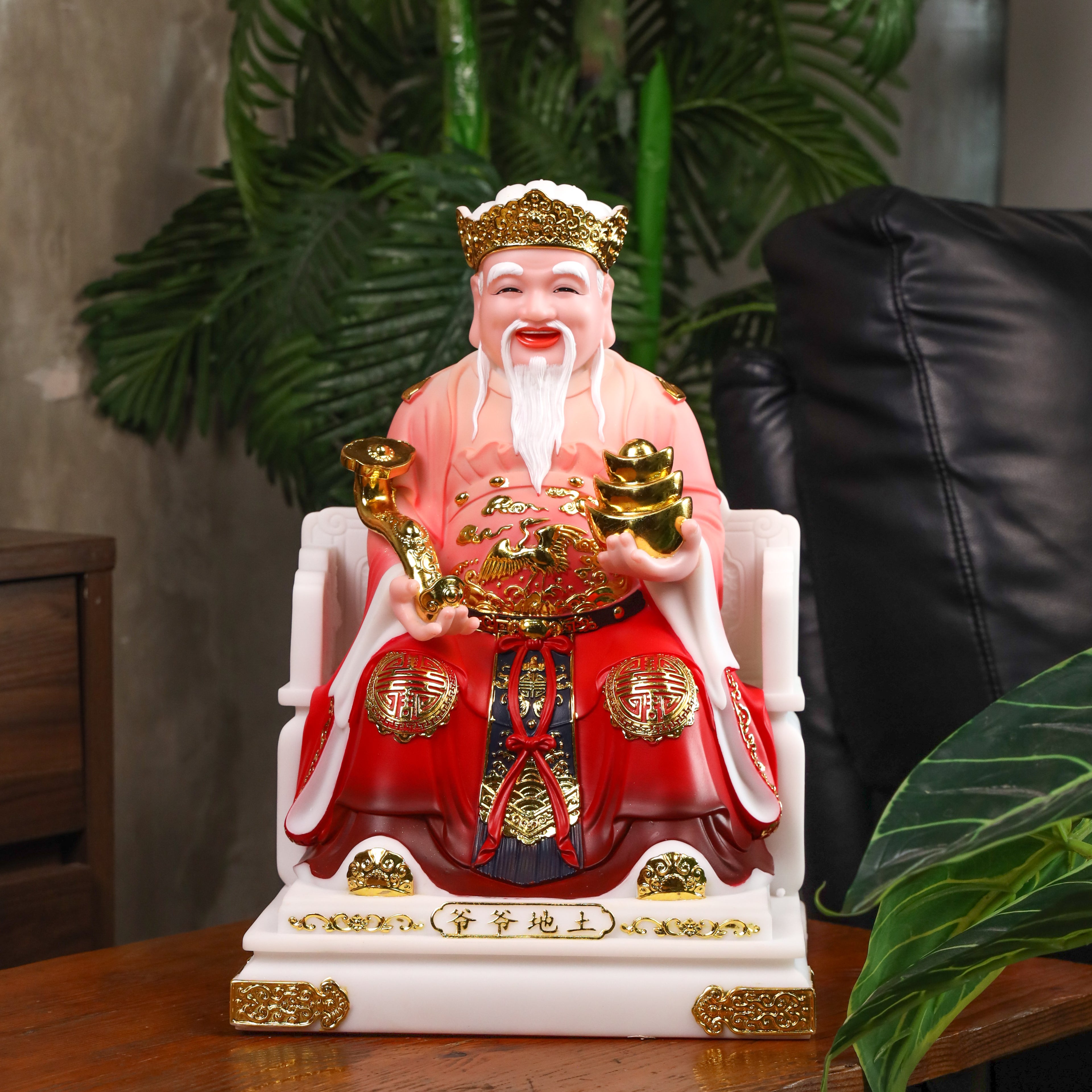 Red Tho Ti Kong for Powerful Blessings 40cm