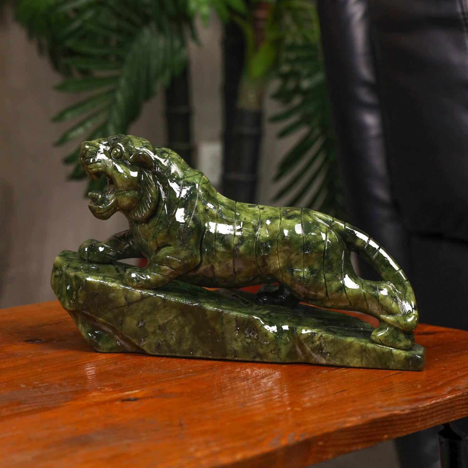 Powerful Jade Tiger of Dominance 28cm
