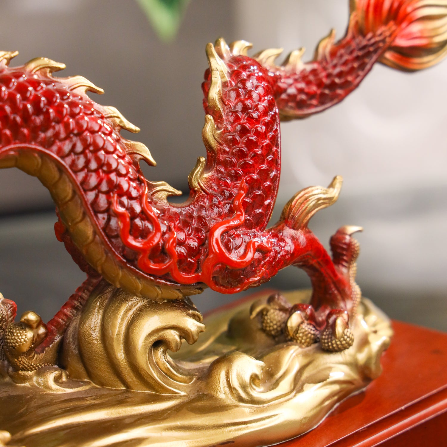 The King of the Skies - Crimson Dragon 40cm