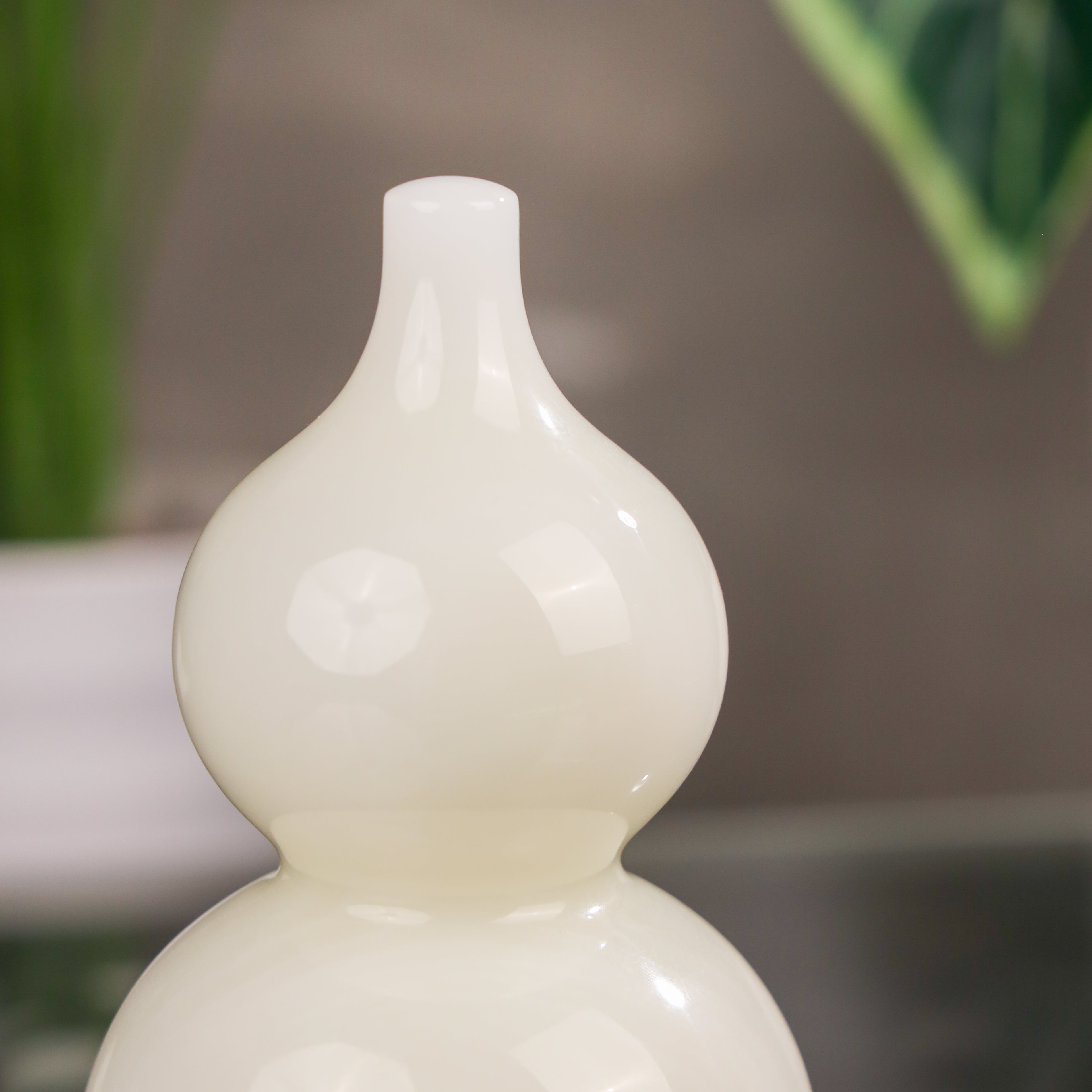 "Keep Sickness Away" - Jade Wu Lou 16cm