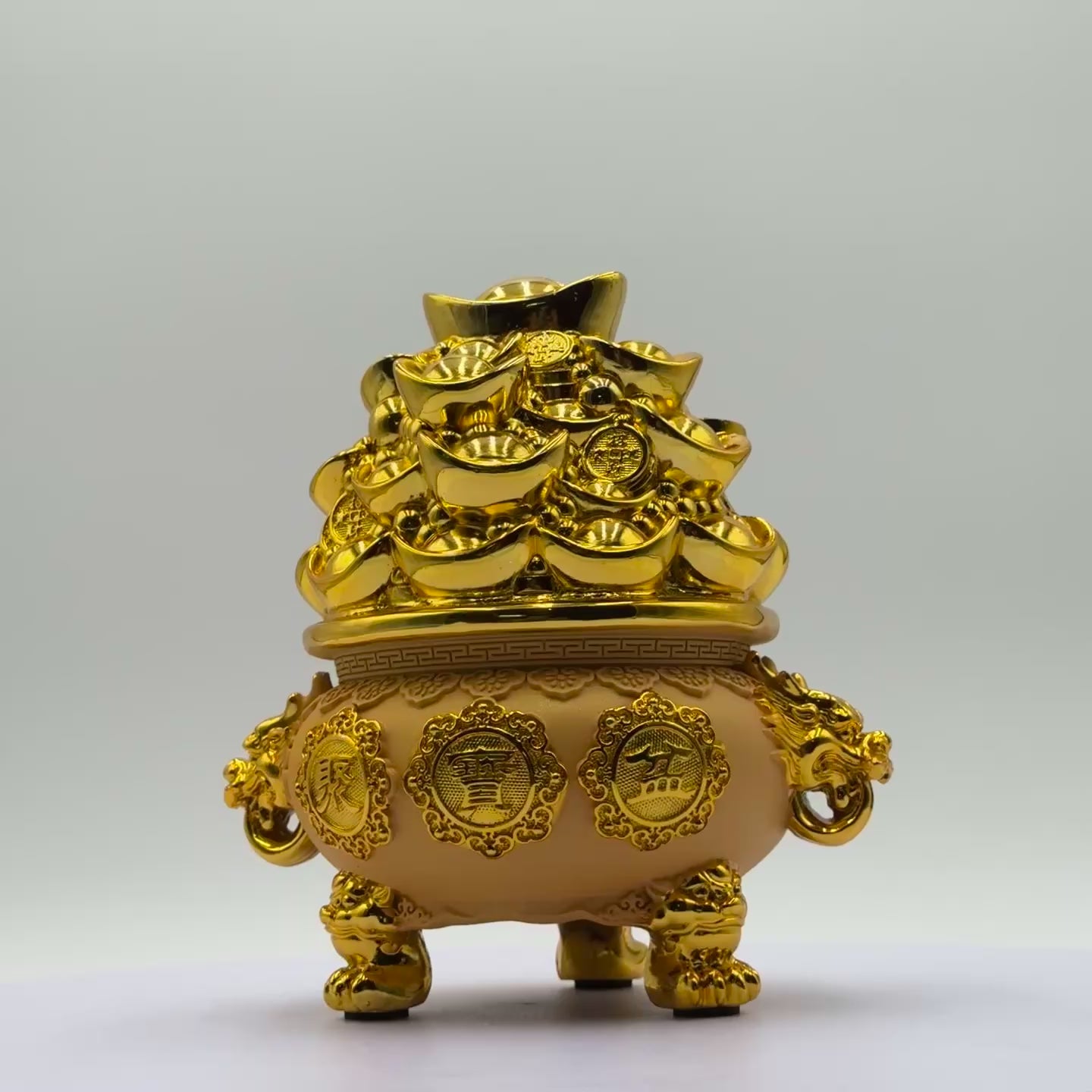 Magnet of Money Gold Wealth Pot 17cm
