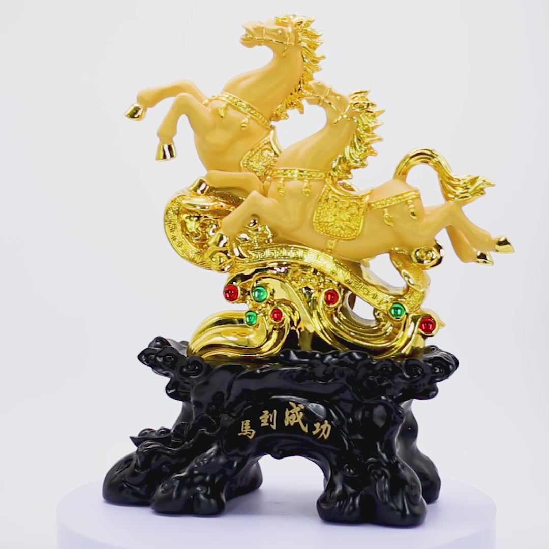 Partners in Victory Golden Horse Duo 38cm
