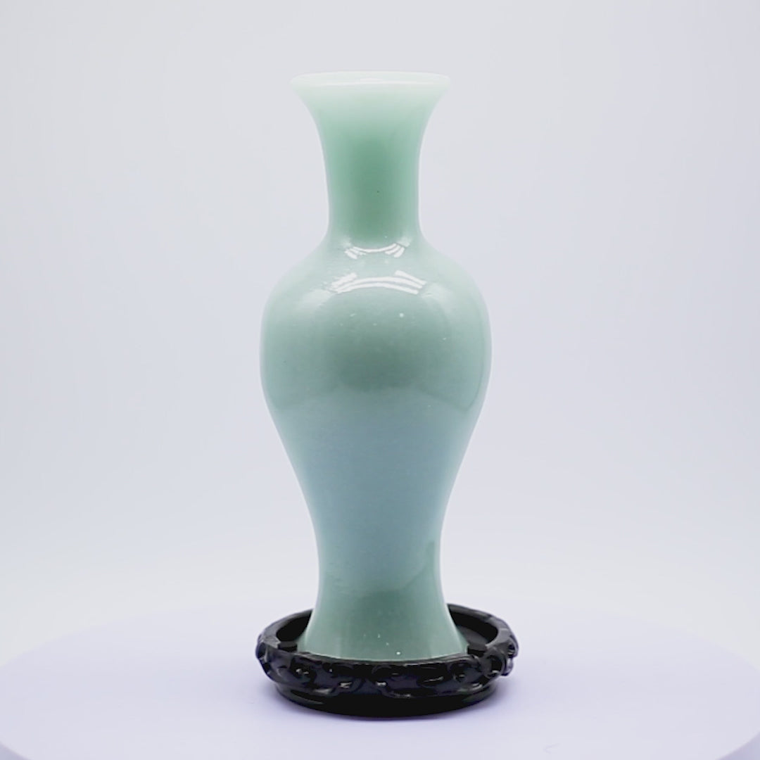 Minimalist Wealth Vase of Prosperity 31cm