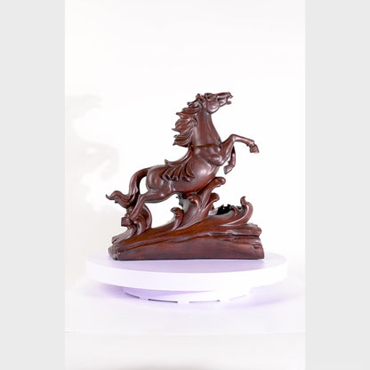 Wood Victory Horse of Swift Triumph 34cm