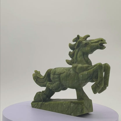 Jade Champion of Career Victory Horse 32cm