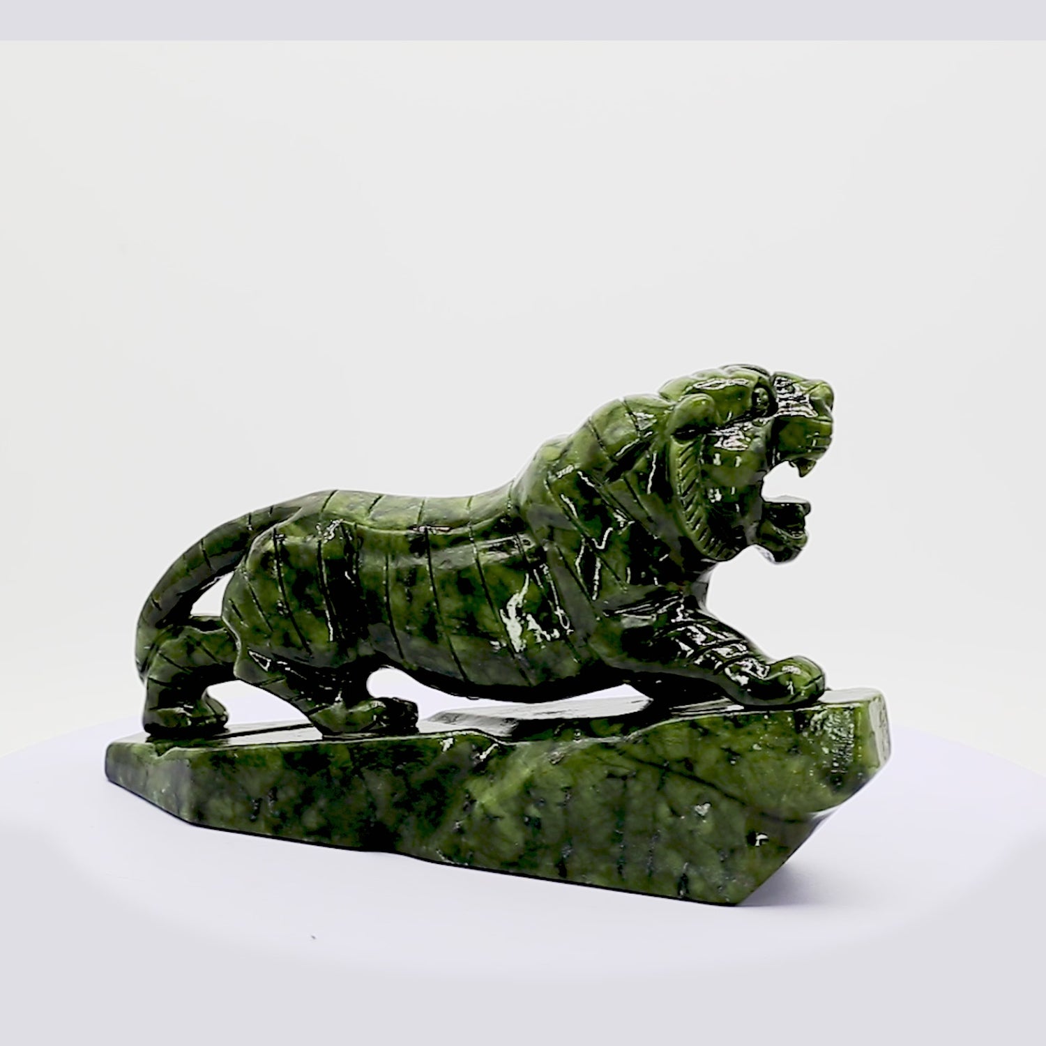 Powerful Jade Tiger of Dominance 28cm