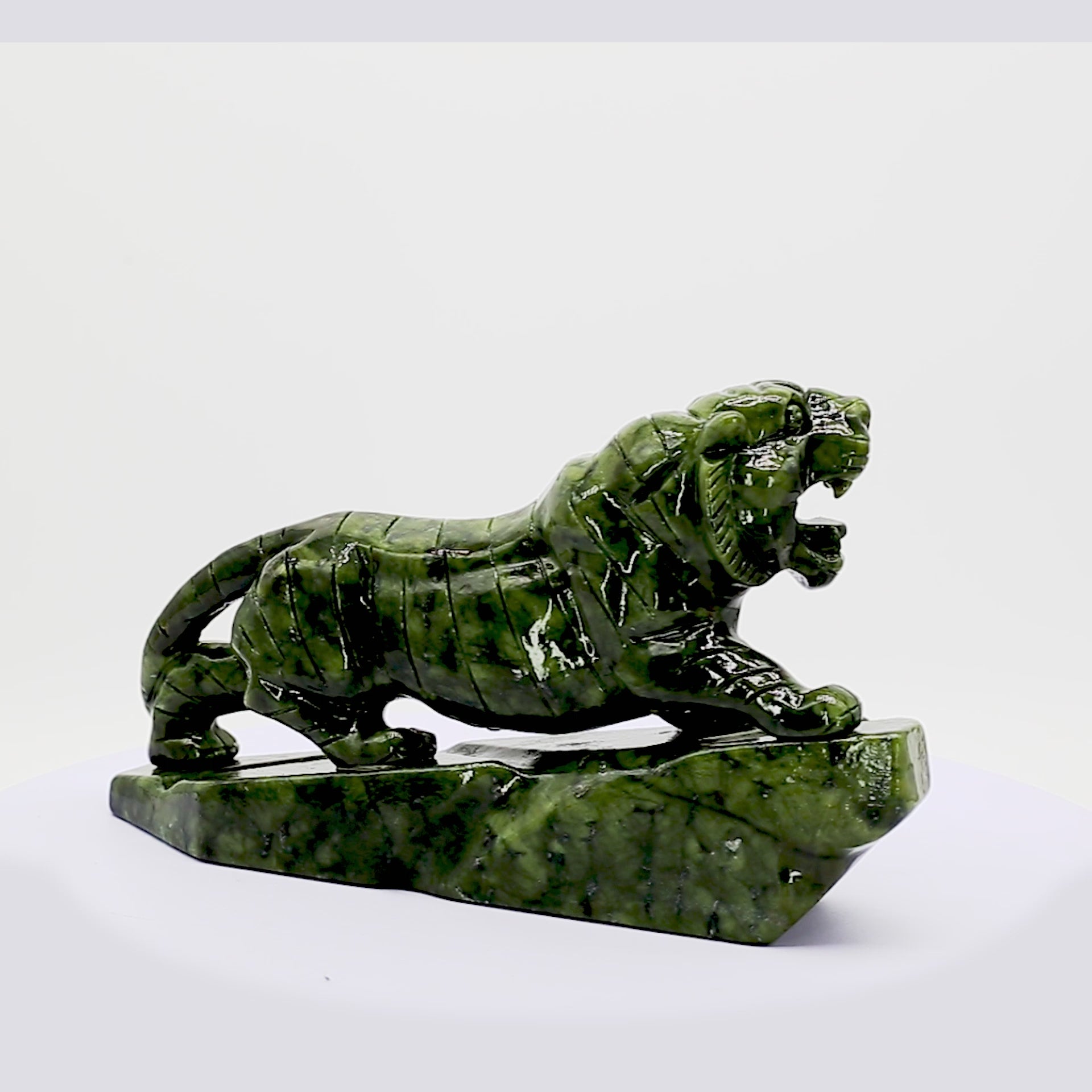 Powerful Jade Tiger of Dominance 28cm