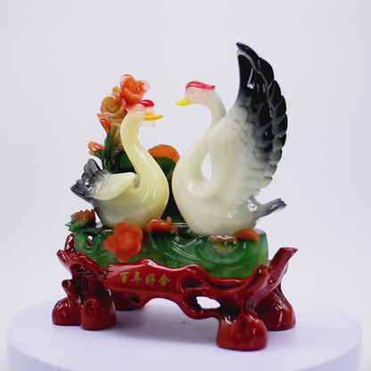 White Swans for Faithful Love 33cm